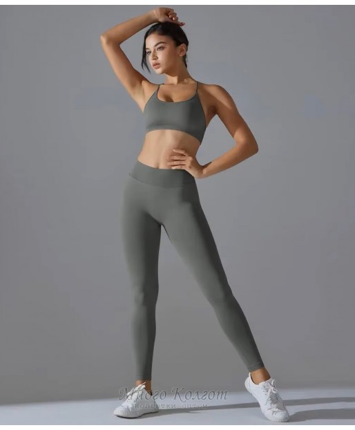 Спортивный женский комплект Top + leggings Push Up model 83